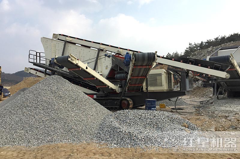 車載移動式石料粉碎機現場